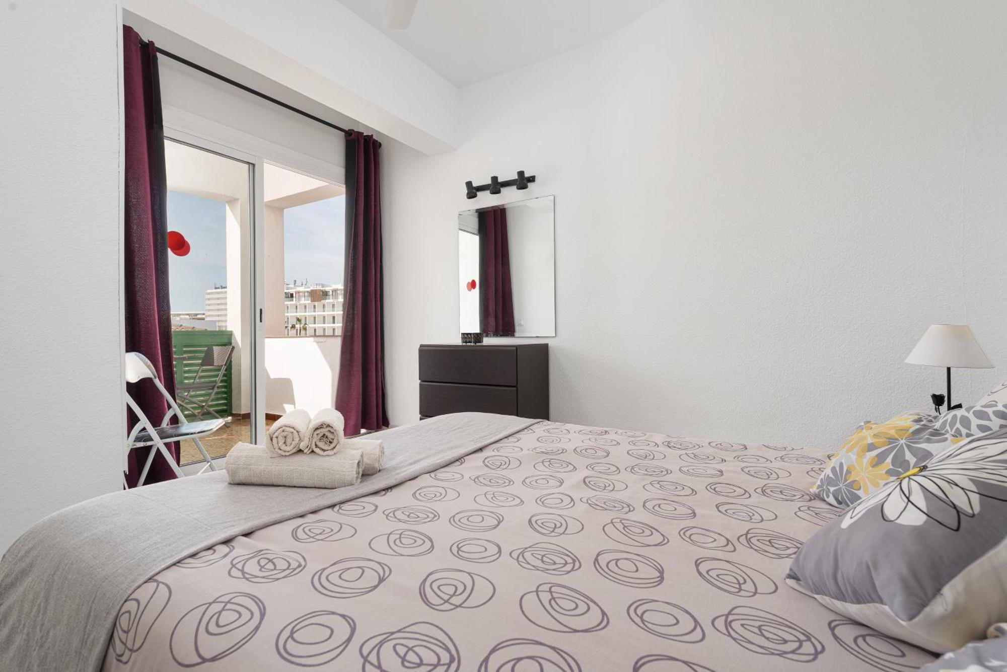 Apartment Xara Torres, At The Beach Of Alcudia Port de Alcudia  Exterior photo