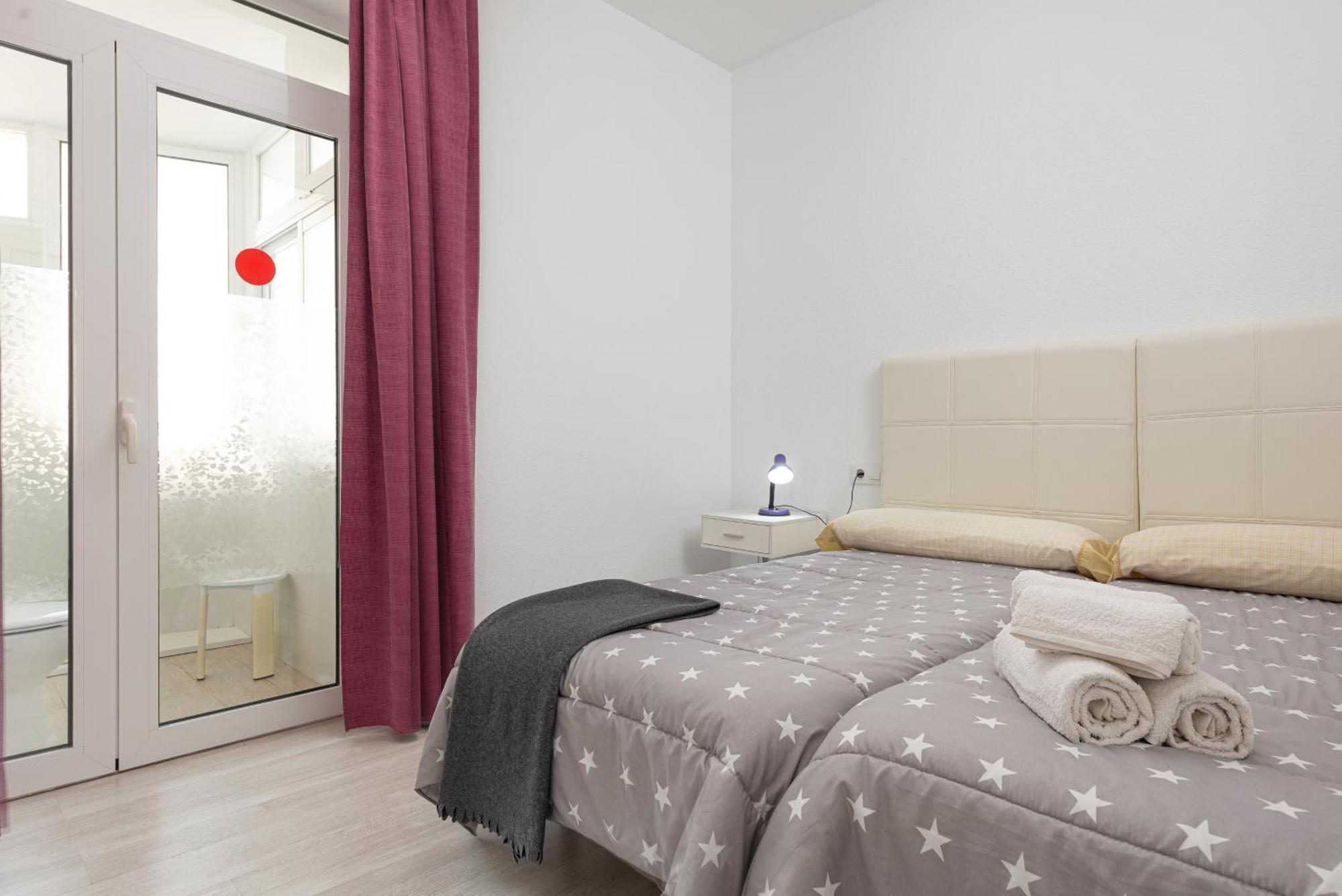 Apartment Xara Torres, At The Beach Of Alcudia Port de Alcudia  Exterior photo
